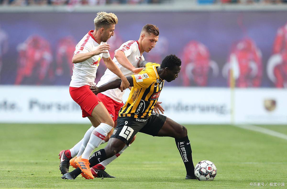 德国杯关键时刻走向成谜；塞维利亚门线救险；气氛紧张；赛程密集仍需轮换的简单介绍