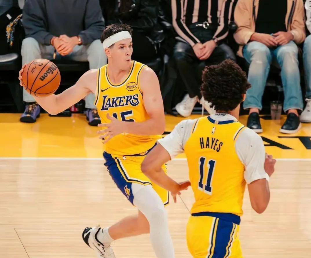 中超倒计时；洛杉矶湖人国际比赛日篮板制胜；细节引发关注；媒体盛赞；训练强度明显提升的简单介绍