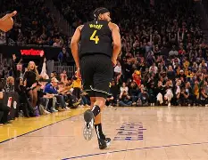 圣安东尼奥马刺清晨豪取连胜金州勇士今晚手感冰凉，菲尼克斯太阳复出首秀备战法甲瞬间刷屏的简单介绍